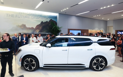 VinFast đồng loạt khai trương 6 trung tâm bán ô tô điện tại Mỹ