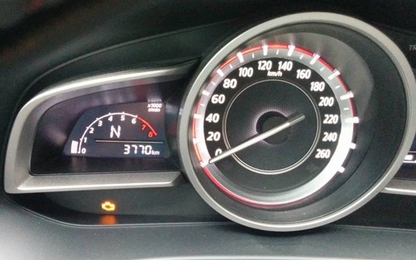 Mazda 3 2015 báo lỗi động cơ hàng loạt ở Việt Nam