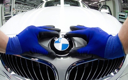 BMW cân nhắc khởi kiện Google vì... trùng tên Alphabet
