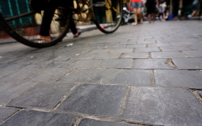 Quận Hoàn Kiếm cân nhắc kỹ khi lát đá 11 tuyến phố cổ
