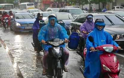 Không khí lạnh tràn về, miền Bắc mưa giông