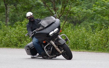 Kỹ thuật đi cua, đèo dốc đối với xe phân khối lớn