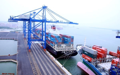 Việt Nam thí điểm dùng định vị GPS quản lý container hàng