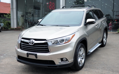 Toyota Highlander 2016 bản giới hạn về Hà Nội