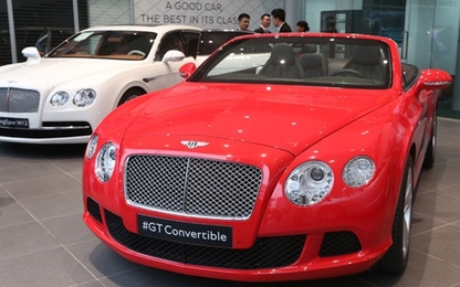 Nhập khẩu ôtô tiếp đà lao dốc