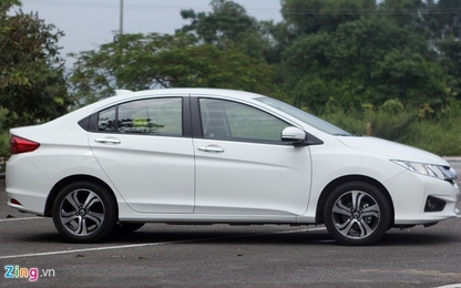 Giá ôtô cỡ nhỏ có thể giảm hàng chục triệu đồng từ 1/7