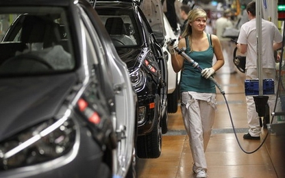 Lương của người Mỹ đang tăng nhanh