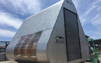 Học sinh trung học thiết kế mẫu nhà ở cho người vô gia cư