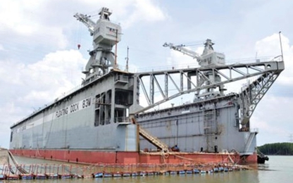 Ụ nổi hơn 500 tỷ của Vinalines bán được 38,5 tỷ đồng