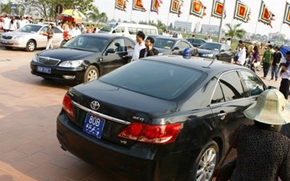 Lỗ hổng quản lý xe công