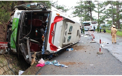 Làm gì khi xe ô tô mất phanh khi đổ đèo?