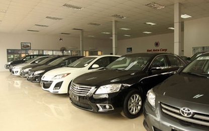 Nghịch lý Việt Nam: "Làm cũ" xe mới và bán giá cao!