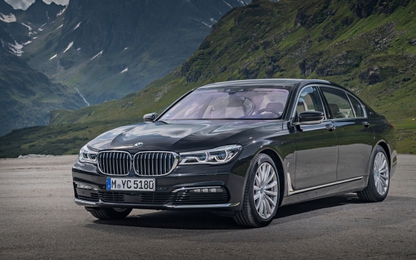 BMW 7-Series iPerformance Hybrid mới có giá từ 90.095 USD