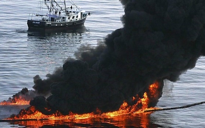 Giá dầu tăng mạnh trở lại