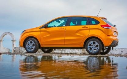 Khi hãng xe hơi huyền thoại của Nga cũng phải tìm cách “lột xác”