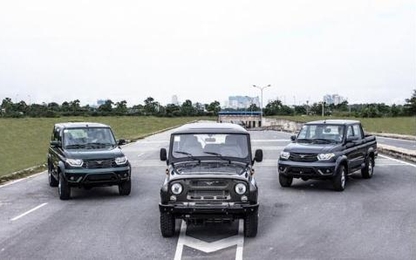 Xe Nga vào Việt Nam: Người Việt toàn hỏi thứ lặt vặt