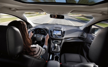 BlackBerry bất ngờ hợp tác với Ford chuyển hướng sang phát triển xe tự lái