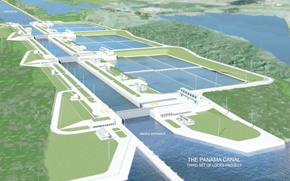 Cận cảnh quá trình đưa tàu qua kênh đào Panama