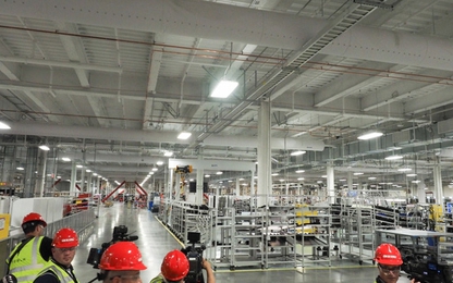 Nhà máy Gigafactory trị giá 5 tỷ USD của Tesla đã bắt đầu hoạt động