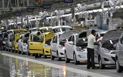 Ô tô Indonesia 300 triệu, xe Thái 400 triệu đổ về Việt Nam