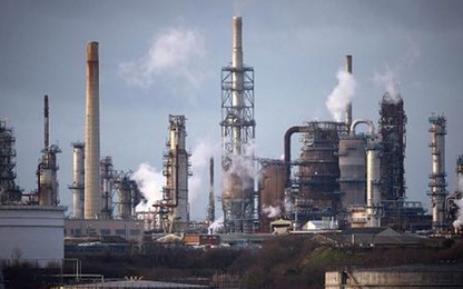 Giới đầu tư đặt cược kỷ lục vào giá dầu tăng