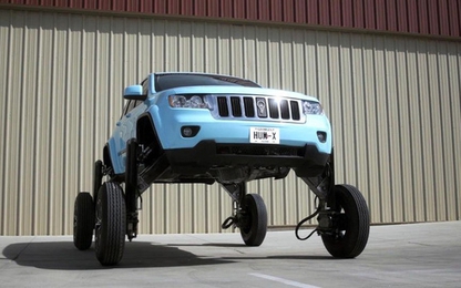 Siêu xe gầm cao vượt tắc đường và sự thật đằng sau nó