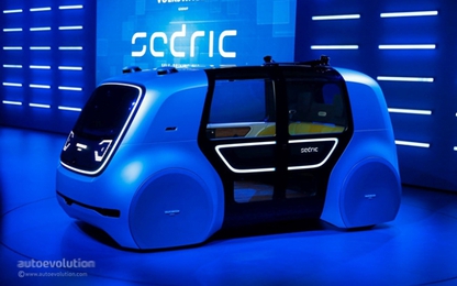 Xe tự lái hiện đại nhất thành tâm điểm ngày đầu triển lãm Geneva 2017