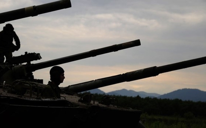 Nước Anh chả có gì đối phó với “kho vũ khí đáng sợ” của Nga