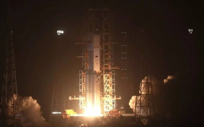 Trung Quốc phóng tàu vũ trụ chở hàng đầu tiên