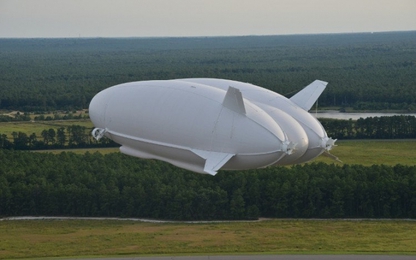 Máy bay lớn nhất thế giới bay thử thành công
