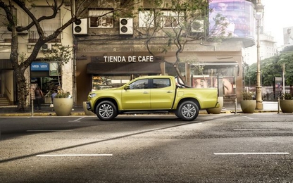 Mercedes-Benz X-Class giá gần 1 tỷ đồng có gì hấp dẫn?