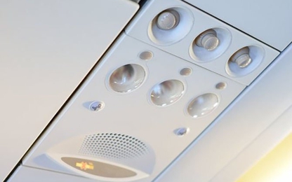 Đây là lý do vì sao bạn không nên đóng lỗ thông hơi máy bay