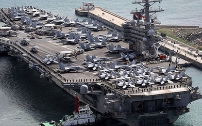 Tàu sân bay Mỹ cập cảng Hàn Quốc