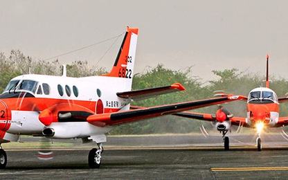 Nhật tặng Philippines 5 máy bay để bảo vệ biển đảo