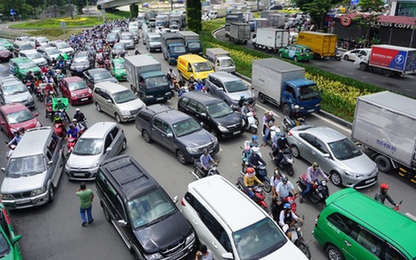 Bùng phát taxi công nghệ ở TP HCM