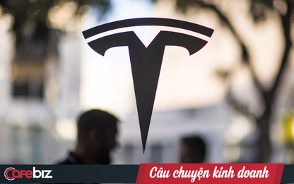 Mỗi giờ trôi qua, Tesla lại thổi bay nửa triệu USD