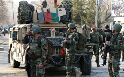 NATO sẽ thay thế vũ khí Nga ở Afghanistan?