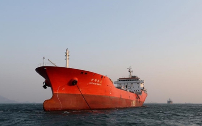 Trung Quốc khóa bớt van cấp dầu cho Triều Tiên