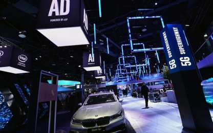 Jaguar quay trở lại đường đua với F-Type SVR GT4