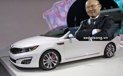 Trường Hải tặng xe Kia Optima cho HLV Park Hang-Seo