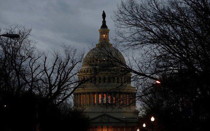 Chính phủ Mỹ có tiền để hoạt động trở lại sau 3 ngày đóng cửa