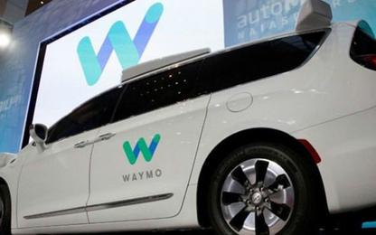 Waymo cáo buộc Uber gian lận trong cuộc chạy đua xe tự lái