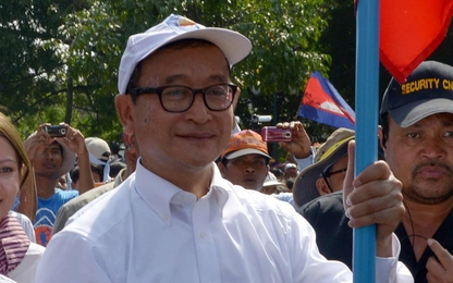 Facebook bị kiện vì tài khoản của thủ tướng Hun Sen tăng ‘Like’ quá nhanh