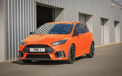 Bản đặc biệt Ford Focus RS Heritage Edition mạnh hơn thường lệ