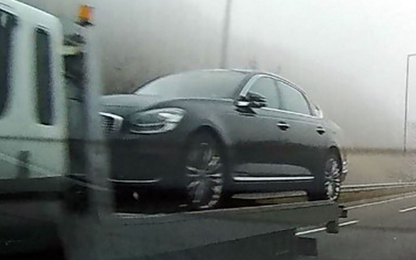 Xe sang Kia K900 thế hệ mới lộ hình thực tế