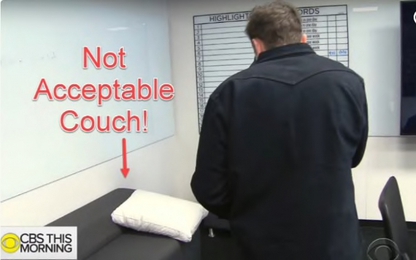 Hàng trăm người dùng Internet góp 5.000 USD mua... sofa tặng tỷ phú Elon Musk