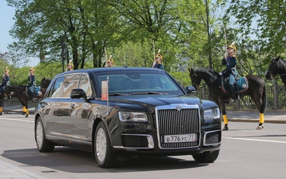 Limousine Kortezh của Putin lần đầu xuất hiện "bằng xương bằng thịt"