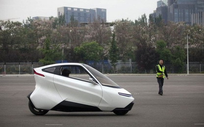 Độc đáo xe 2 bánh không người lái