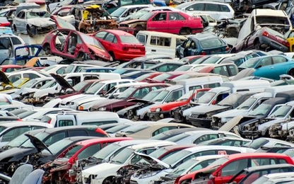 Quá trình biến hóa xe sắt vụn thành động cơ mới