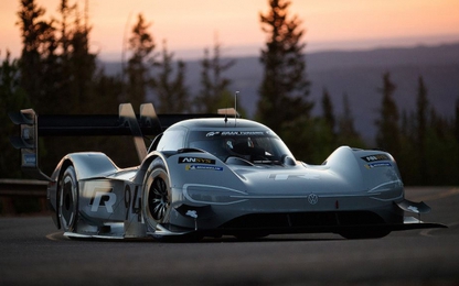 Siêu xe điện Volkswagen I.D. R phá vỡ kỷ lục tại Pikes Peak